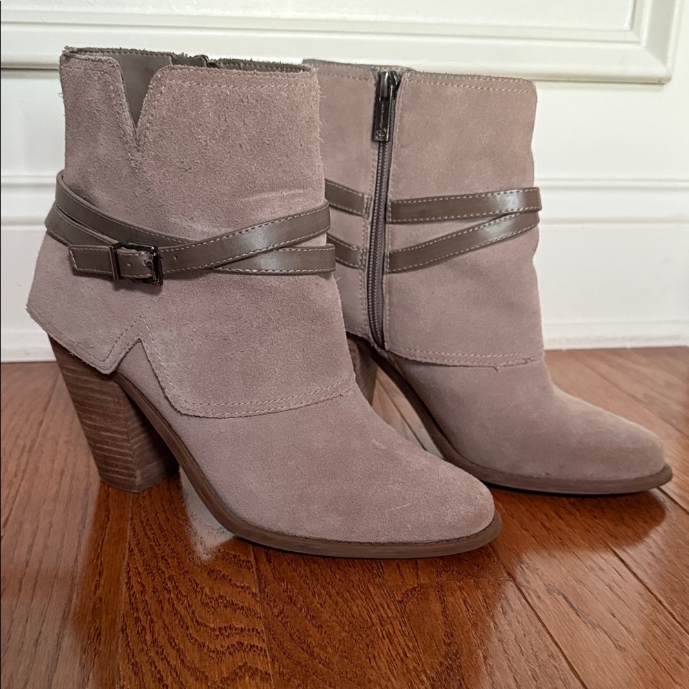Jessica Simpson Taupe Ankle Boots
